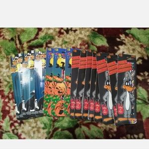 1994 Vintage Looney Tunes Pencils Halloween Sealed and unsealed packages